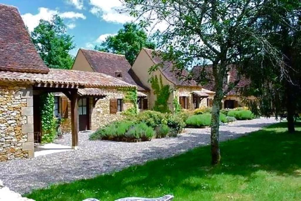 Le Domaine De La Millasserie Mauzac-et-Grand-Castang Экстерьер фото